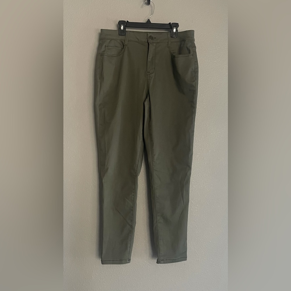 Juniors High Rise Jeggings